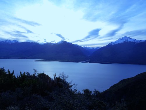 mountain hunting image