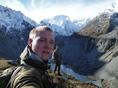 tahr backpack hunting new zealand