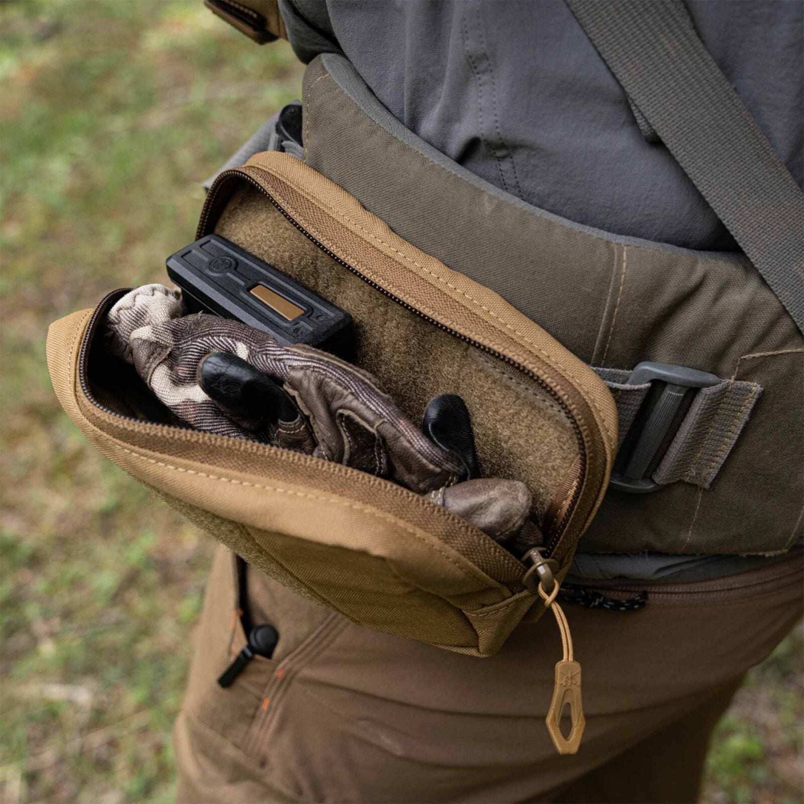 FHF Gear E4 Pouch field 3